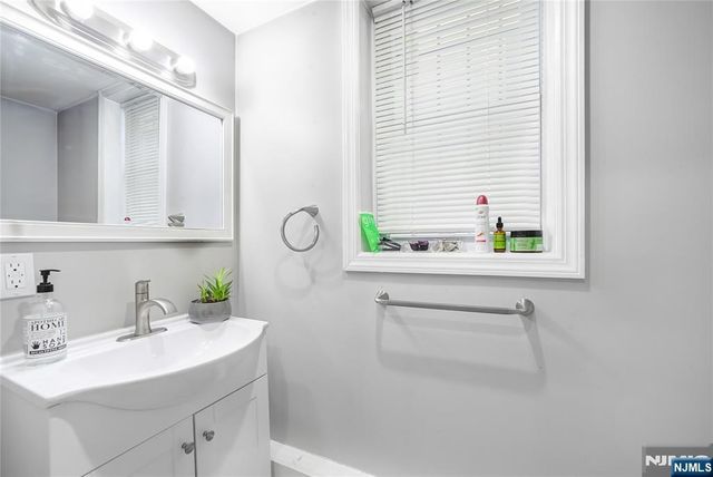 510 17th Street, Newark, NJ 07103