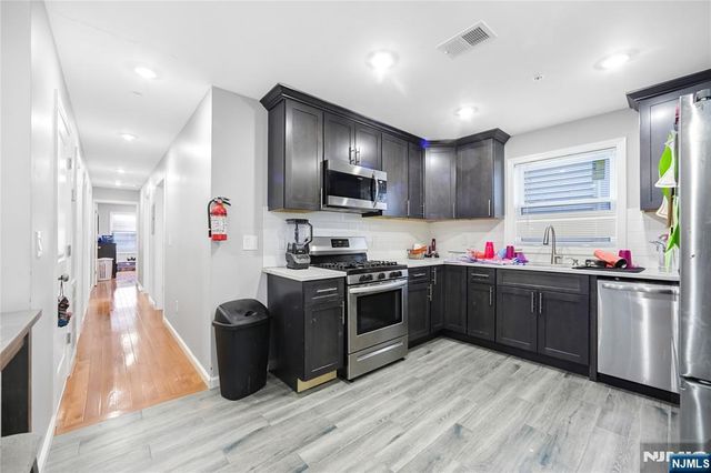 510 17th Street, Newark, NJ 07103