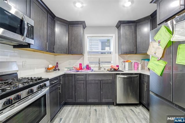 510 17th Street, Newark, NJ 07103