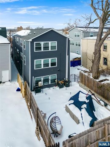 510 17th Street, Newark, NJ 07103