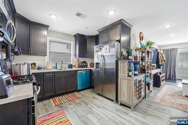 510 17th Street, Newark, NJ 07103