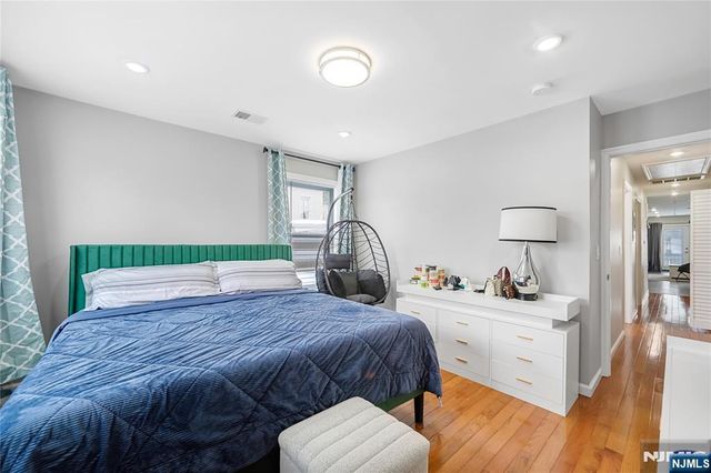 510 17th Street, Newark, NJ 07103