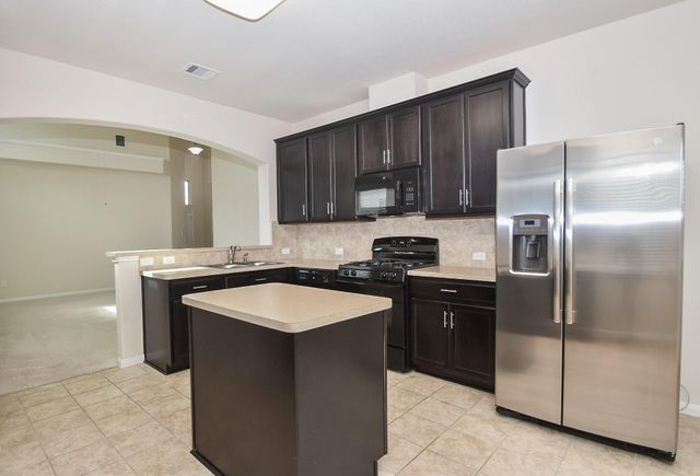 2738 Meandering Elm Trail, Houston, TX 77045