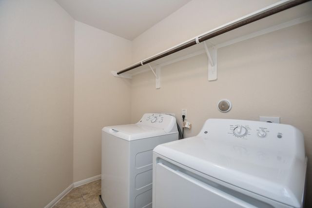 2738 Meandering Elm Trail, Houston, TX 77045