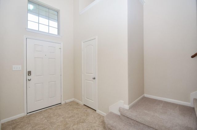 2738 Meandering Elm Trail, Houston, TX 77045