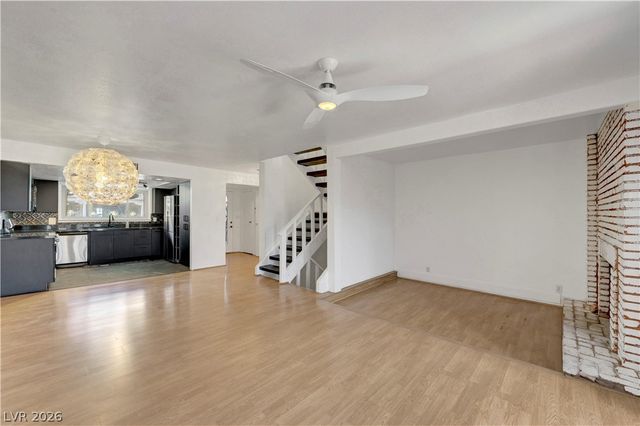 2871 Calle Del Oro, Las Vegas, NV 89120