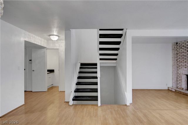 2871 Calle Del Oro, Las Vegas, NV 89120