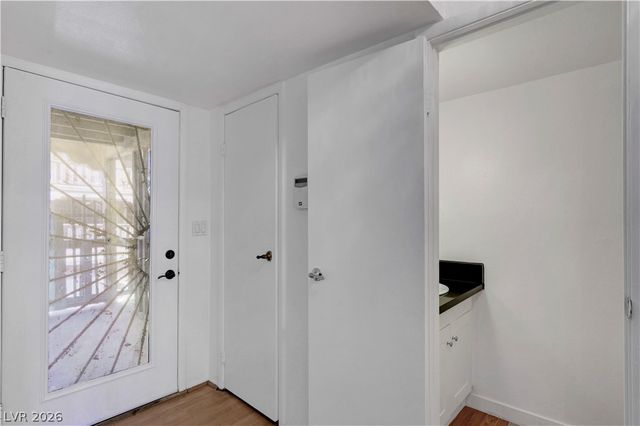 2871 Calle Del Oro, Las Vegas, NV 89120