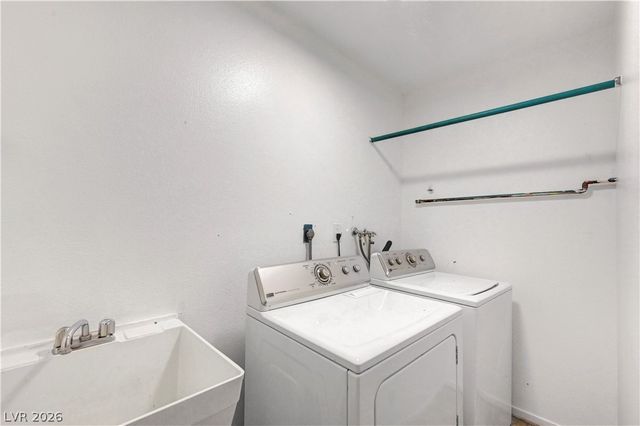 2871 Calle Del Oro, Las Vegas, NV 89120