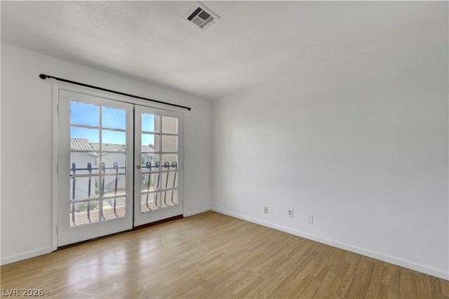 2871 Calle Del Oro, Las Vegas, NV 89120