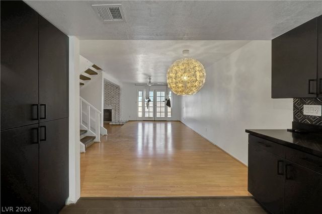 2871 Calle Del Oro, Las Vegas, NV 89120