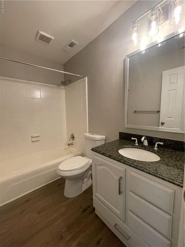 719 Marvin Ave Apt 204, Norfolk, VA 23518