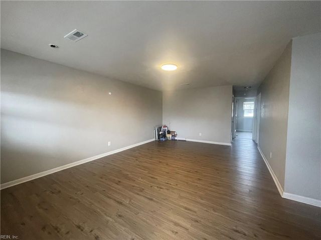 719 Marvin Ave Apt 204, Norfolk, VA 23518