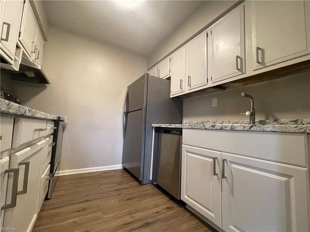 719 Marvin Ave Apt 204, Norfolk, VA 23518