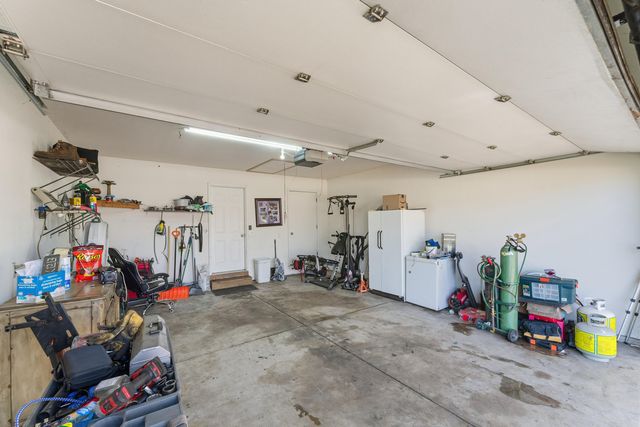 121 Holly Circle, Willard, MO 65781