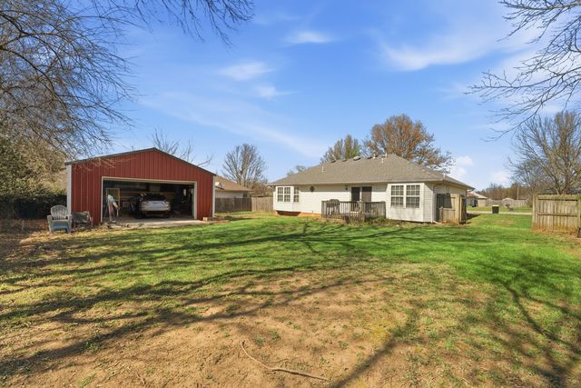 121 Holly Circle, Willard, MO 65781