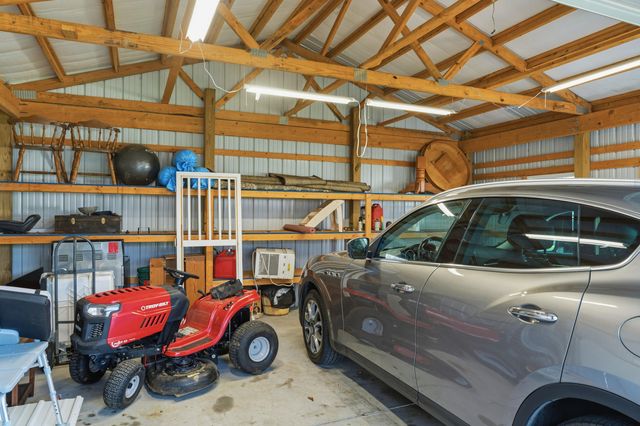 121 Holly Circle, Willard, MO 65781