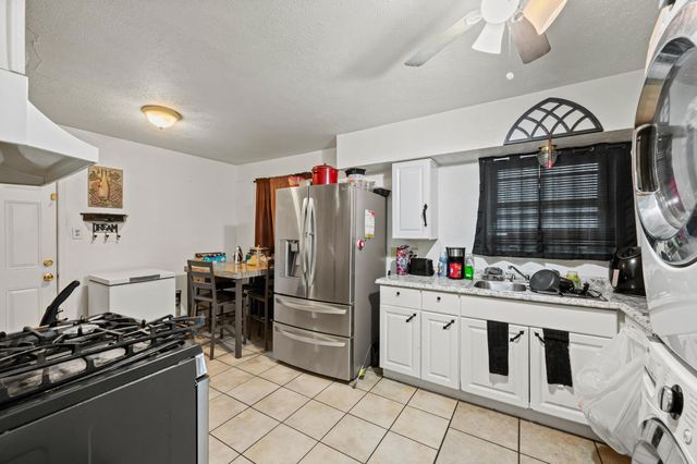 220 Satinwood Drive, Dallas, TX 75217