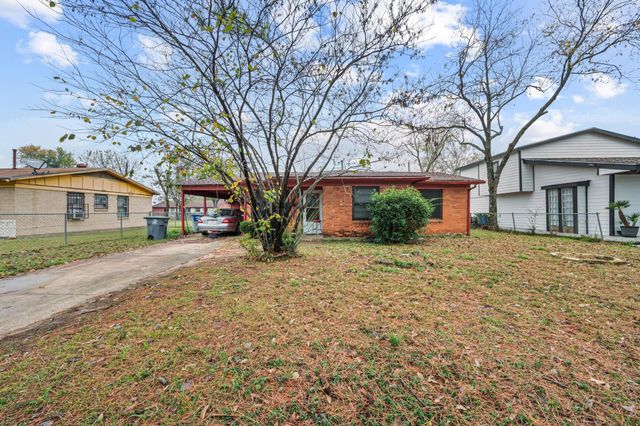 220 Satinwood Drive, Dallas, TX 75217