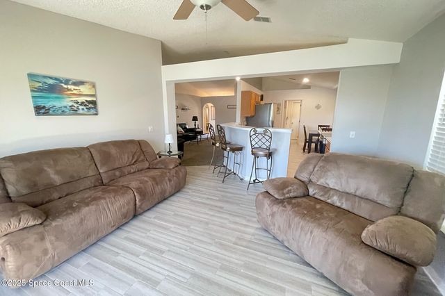 1725 La Maderia Drive SW, Palm Bay, FL 32908