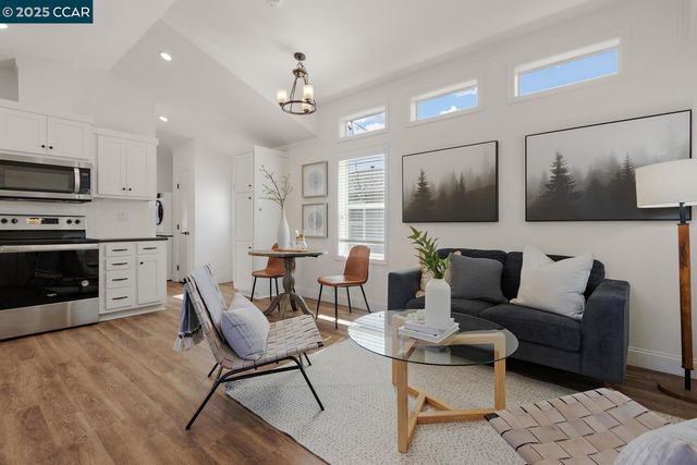 1381 Rosal Lane, Concord, CA 94521