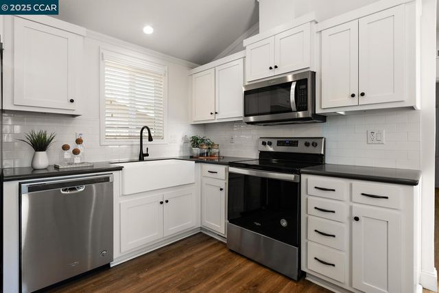 1381 Rosal Lane, Concord, CA 94521