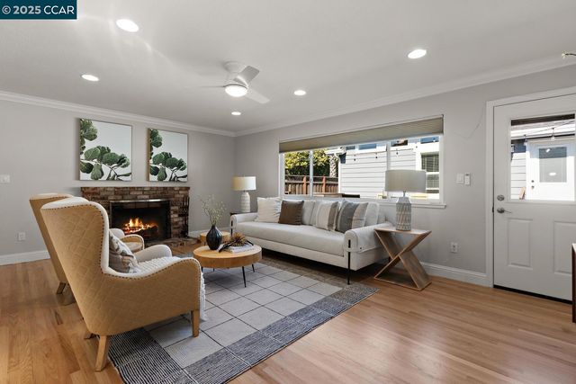 1381 Rosal Lane, Concord, CA 94521