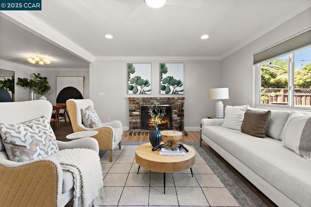 1381 Rosal Lane, Concord, CA 94521