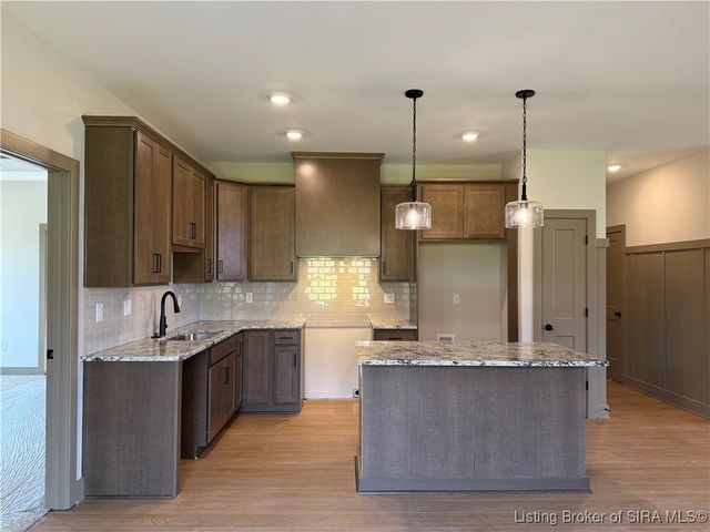 4629 Red Tail Ridge 226, Jeffersonville, IN 47130