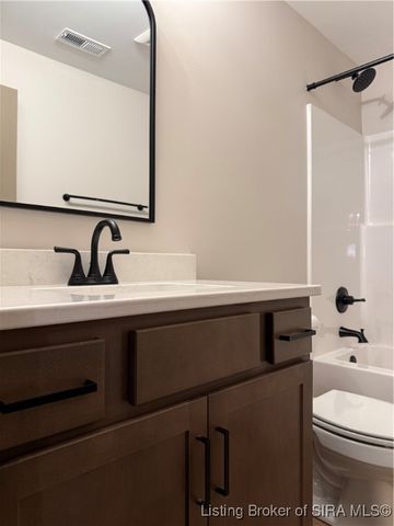 4629 Red Tail Ridge 226, Jeffersonville, IN 47130