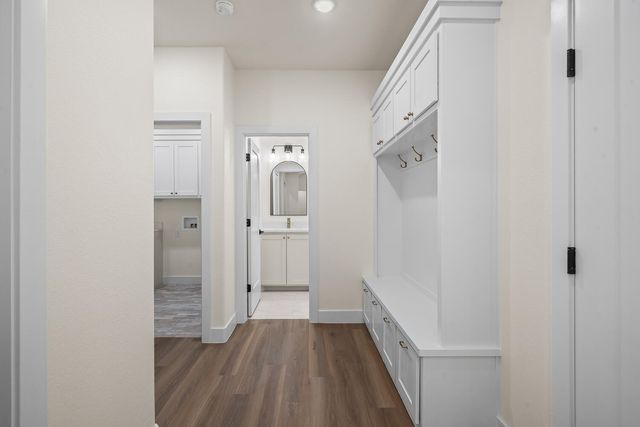 13905 N F M 2378, Shallowater, TX 79363