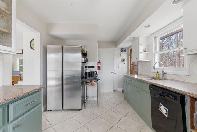 321 S Taylor Street, New Buffalo, MI 49117