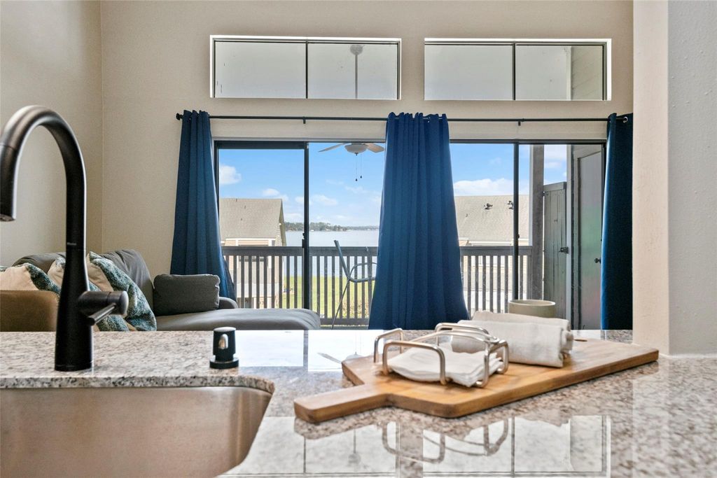 162 April Point Drive S, Conroe, TX 77356