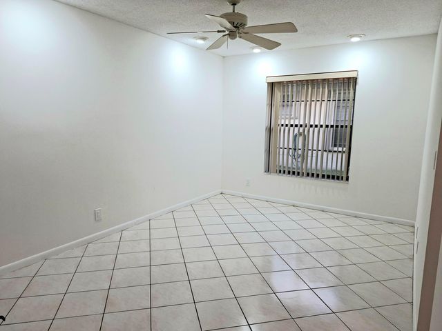 10032 Andrea Lane, Boynton Beach, FL 33437