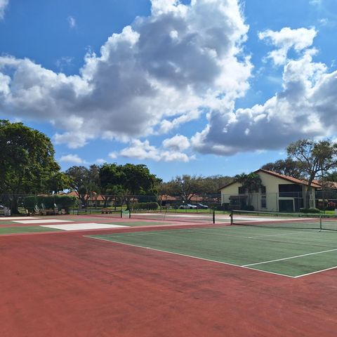 10032 Andrea Lane, Boynton Beach, FL 33437