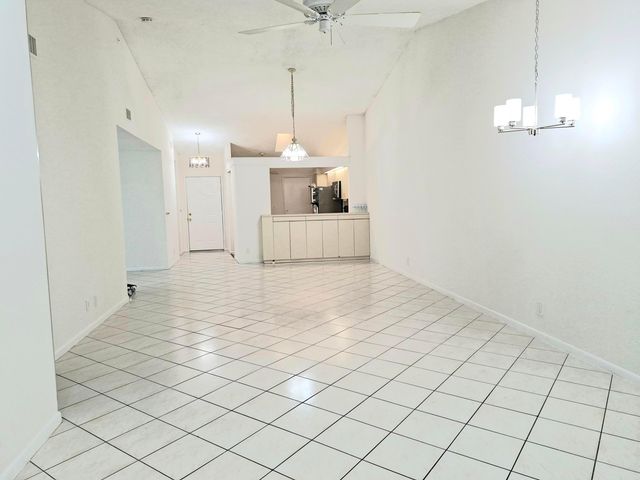10032 Andrea Lane, Boynton Beach, FL 33437