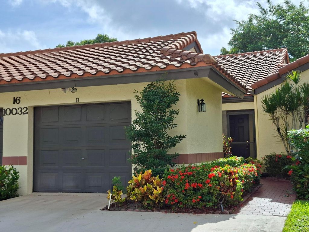 10032 Andrea Lane, Boynton Beach, FL 33437