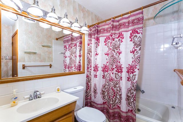 12 Marquis Drive, Huntington, WV 25705