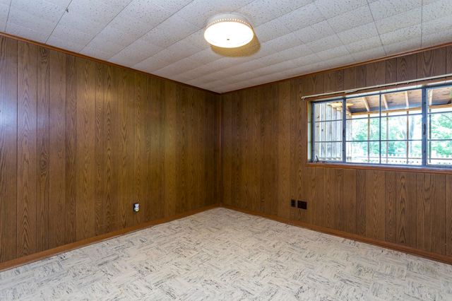 12 Marquis Drive, Huntington, WV 25705