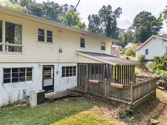 12 Marquis Drive, Huntington, WV 25705