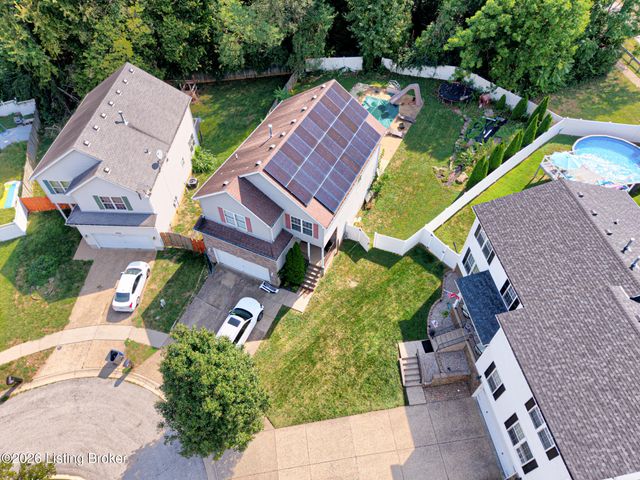 6514 Bridleview Cir, Louisville, KY 40228
