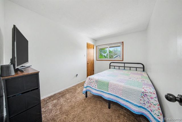 119 Diversy Drive, Brooklyn, MI 49230