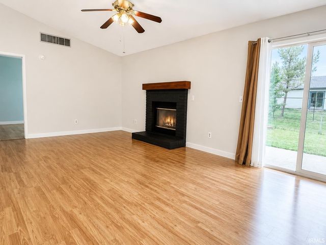 927 May Place, Fort Wayne, IN 46825