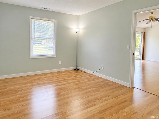 927 May Place, Fort Wayne, IN 46825