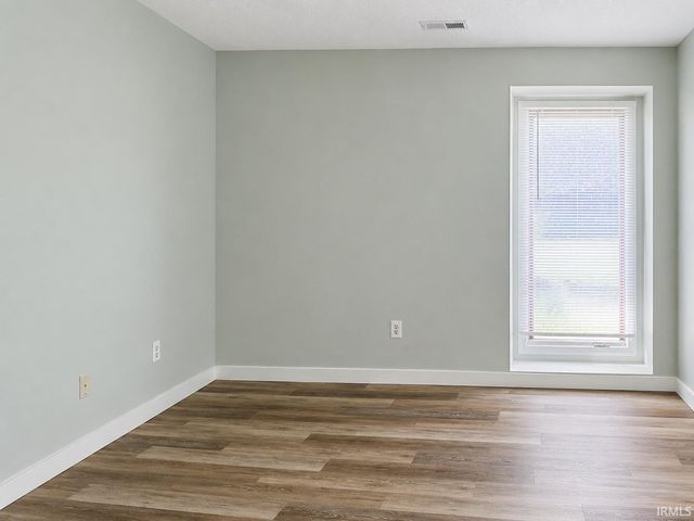 927 May Place, Fort Wayne, IN 46825