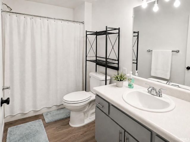927 May Place, Fort Wayne, IN 46825