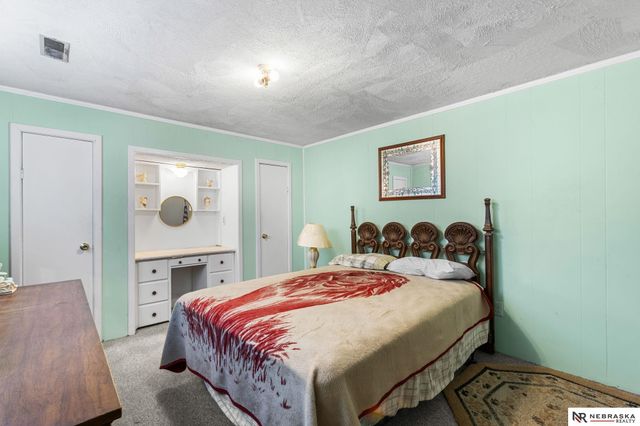 2801 Lloyd Street, Bellevue, NE 68005