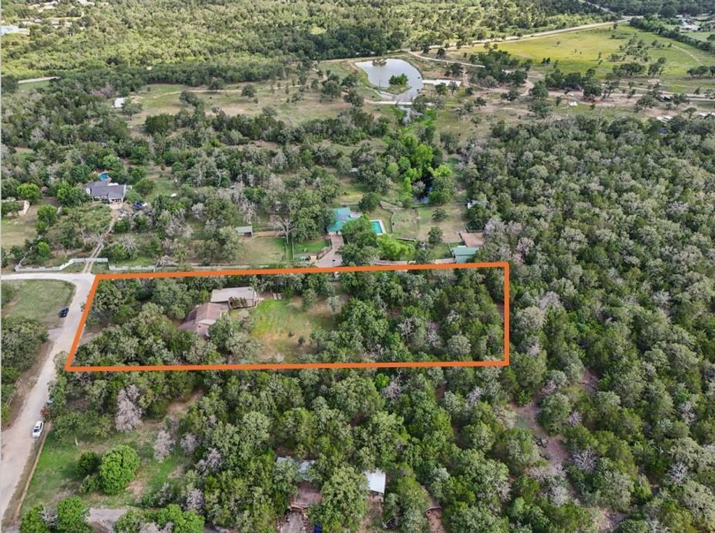 148 Oak Ridge DR, Cedar Creek, TX 78612