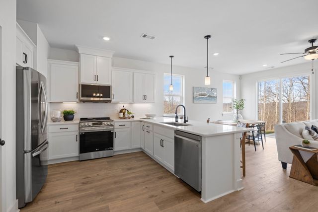 6036 Mill Tree Ct, Nashville, TN 37221