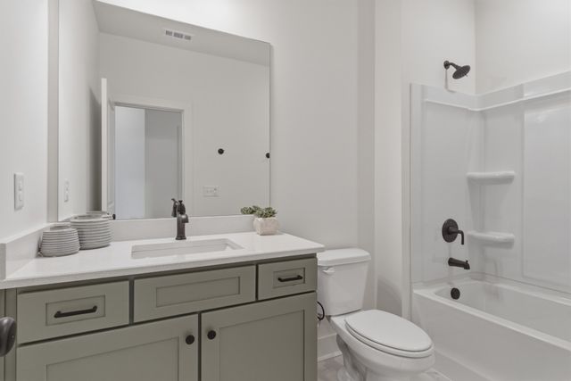 6036 Mill Tree Ct, Nashville, TN 37221